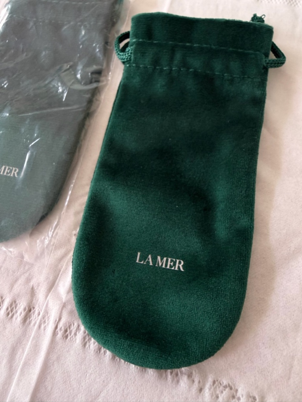 2 La Mer Dark Green Velvet Pouch